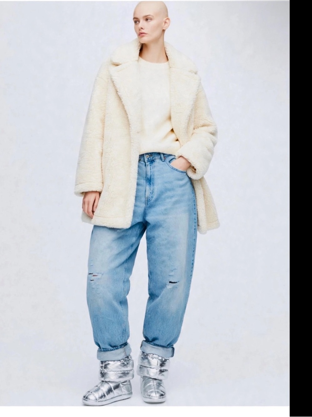 Zara light wash super high rise balloon jeans